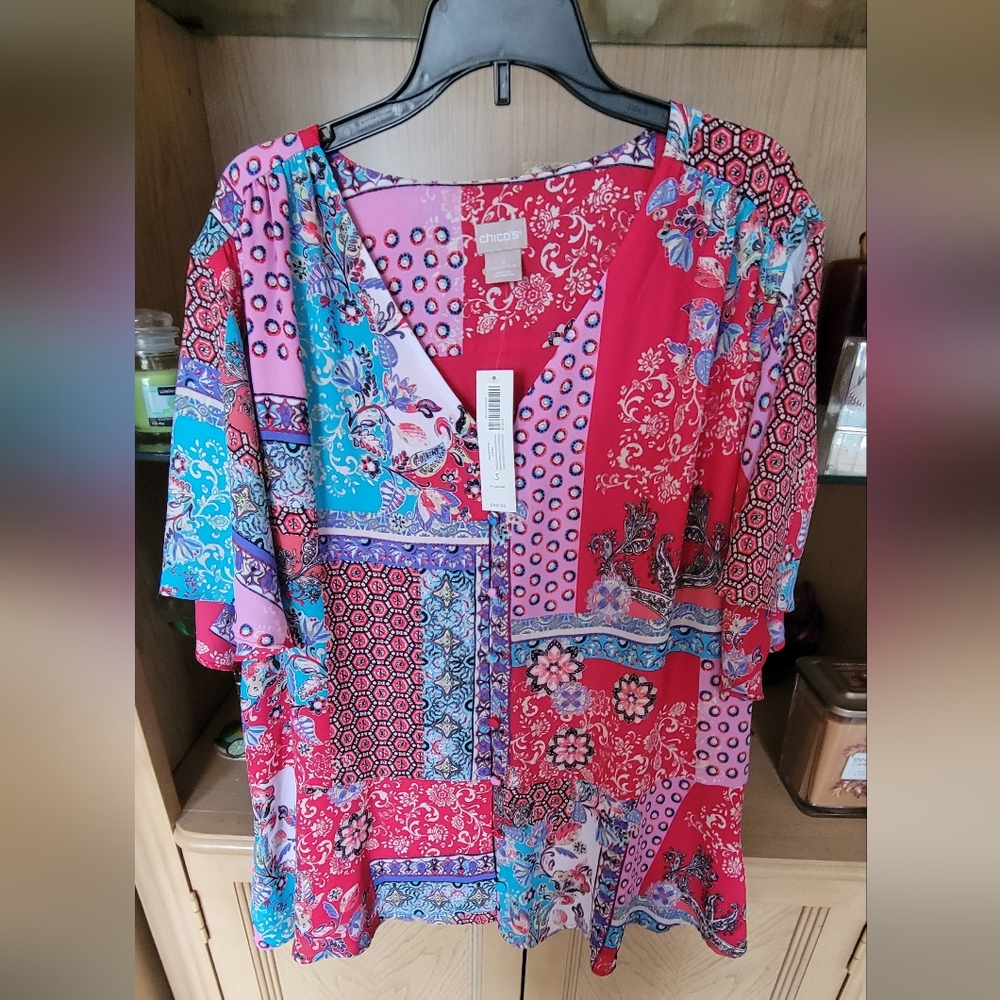 NWT Multi colored Chico Top size 3
